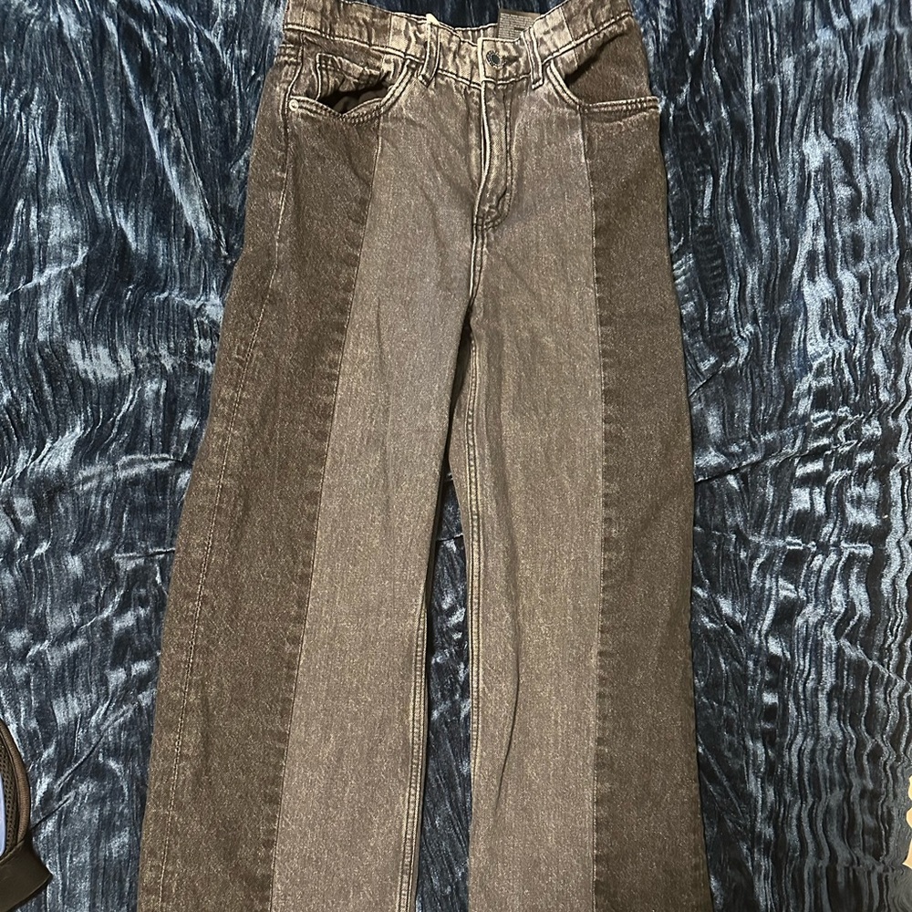 Color block wide leg jeans